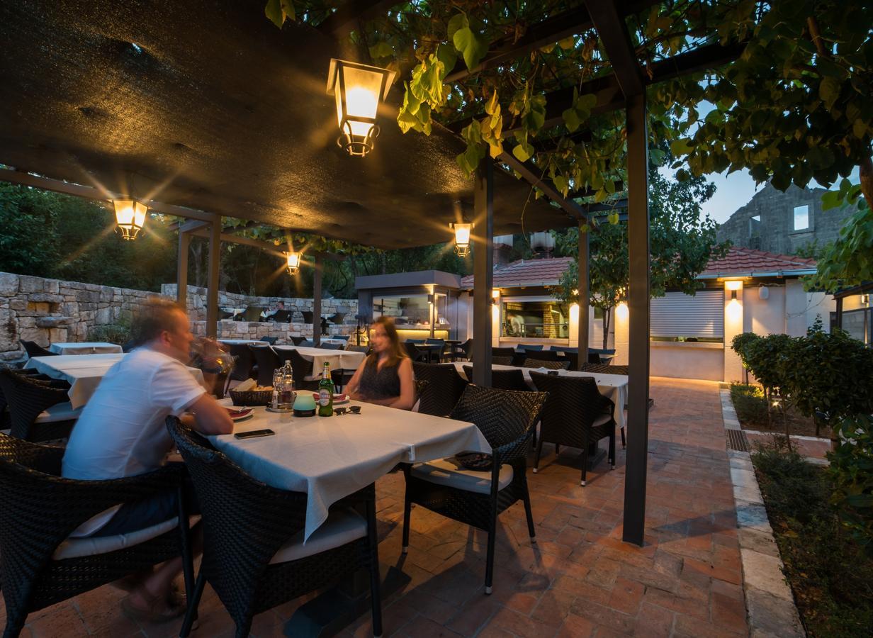 Hotel Stanica Ravno מראה חיצוני תמונה