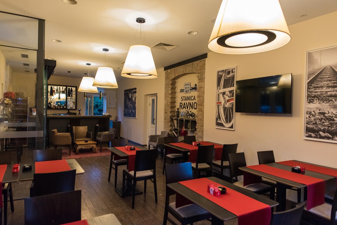 Hotel Stanica Ravno מראה חיצוני תמונה
